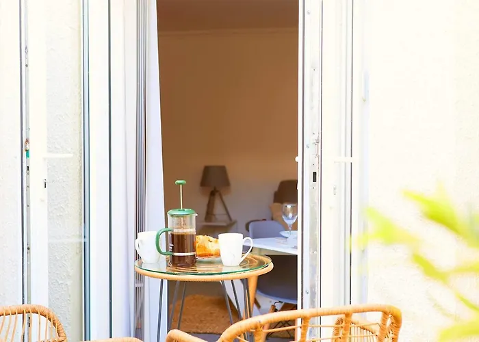 شقة The Court Yard - Fantastic Location!