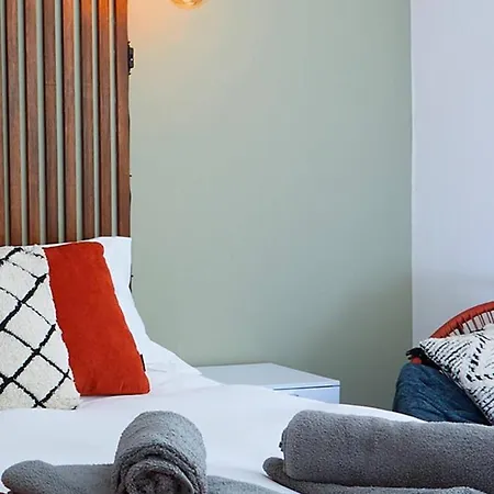 Apartamento The Court Yard - Fantastic Location! *